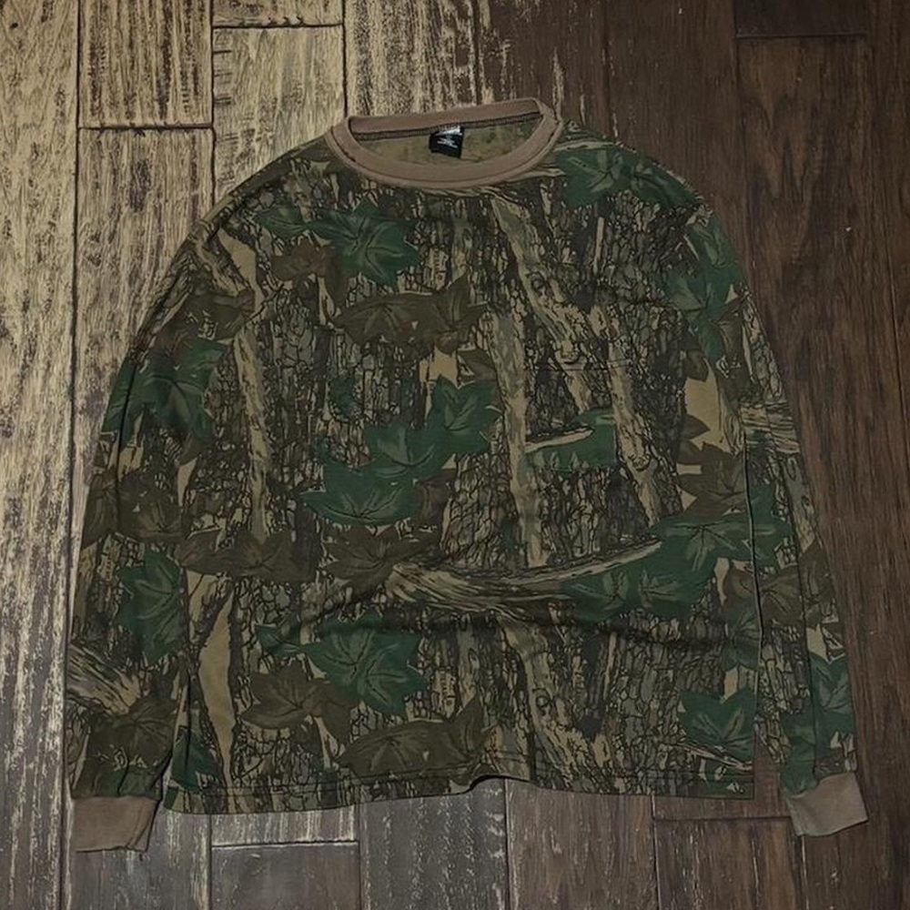 Vintage Real Tree Camo Long Sleeve Tshirt